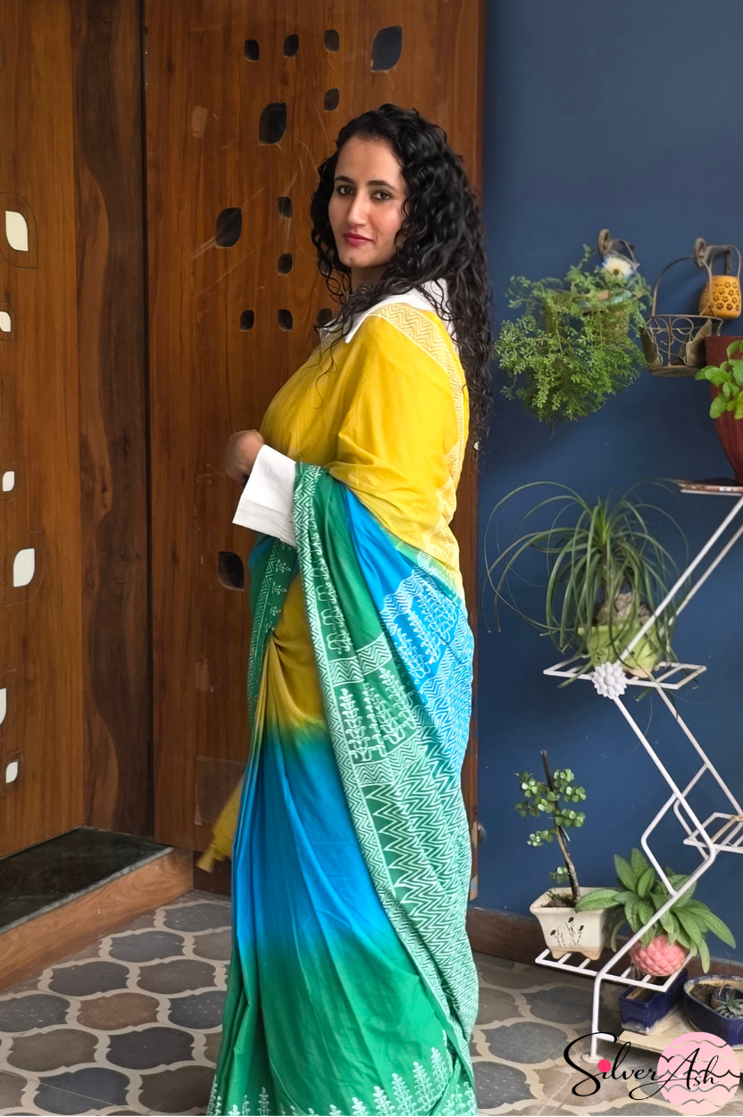Handblock Printed TRIYA MULCOTTON Blue Saree with Blouse Piece